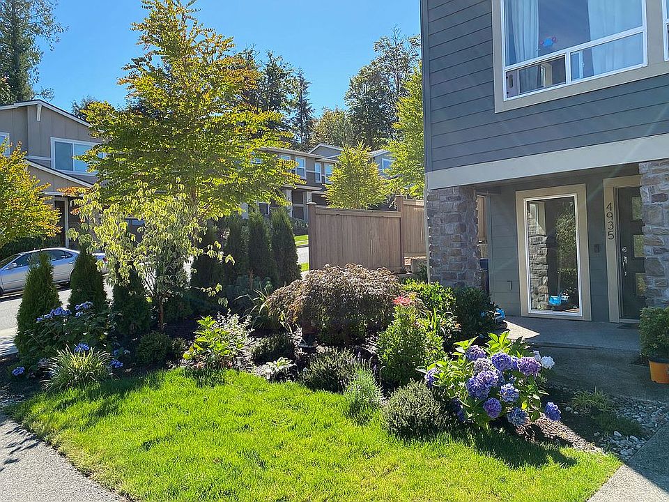 2nd image of 4935 233rd Ave SE