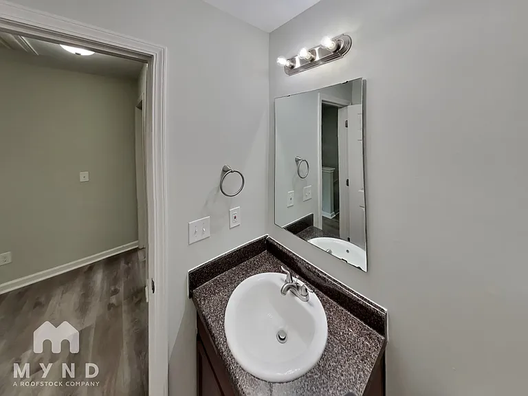 6108 Fazenda Dr — Photo 16