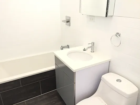 Rented by Royal Living | media 5