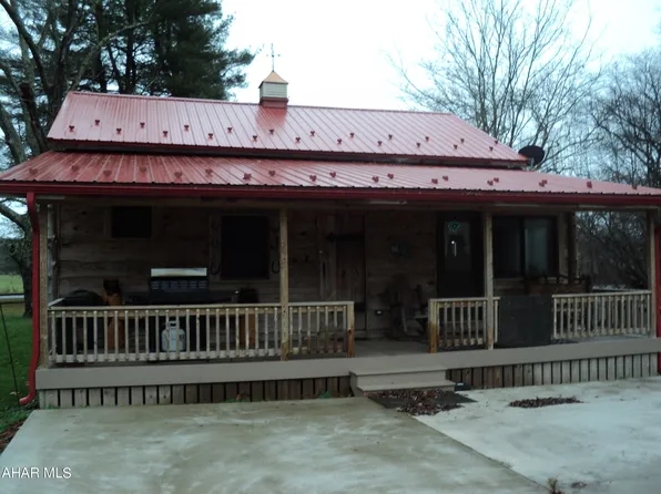 611 Fish Hatchery Rd, New Paris, PA 15521