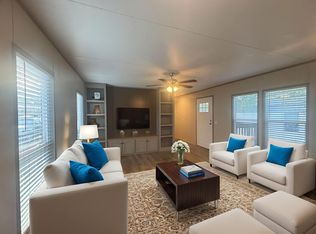 210 Betty St, Conroe, TX 77301