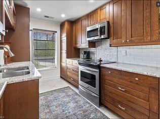 93 Dolphin Cir #A, Naples, FL 34113
