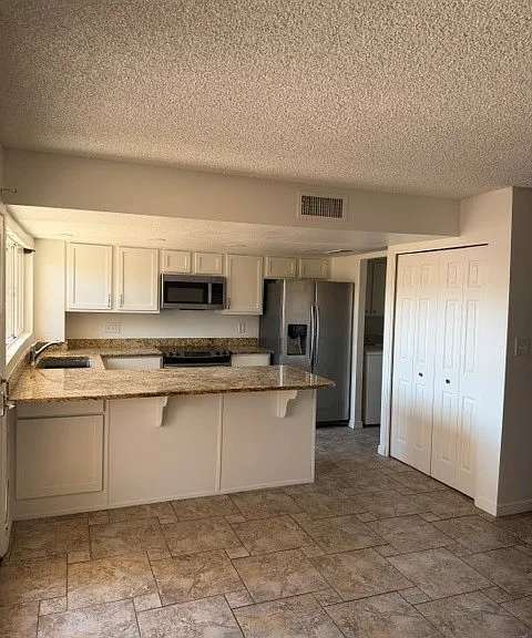 1510 E Coronado Dr — Photo 2