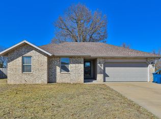 795 S Natalie Avenue, Springfield, MO 65802