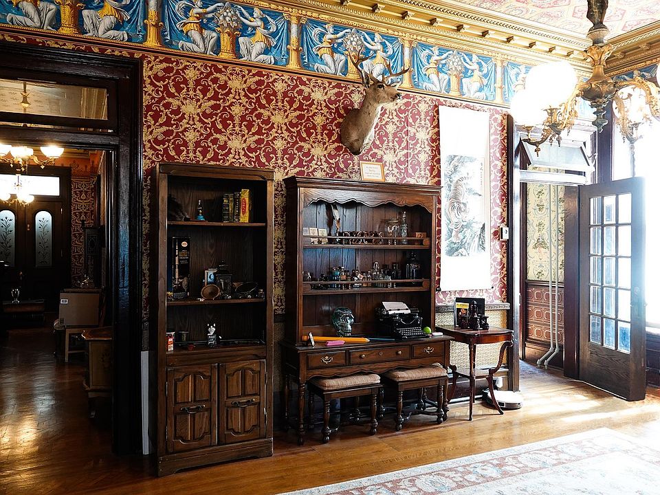 7th image of this home