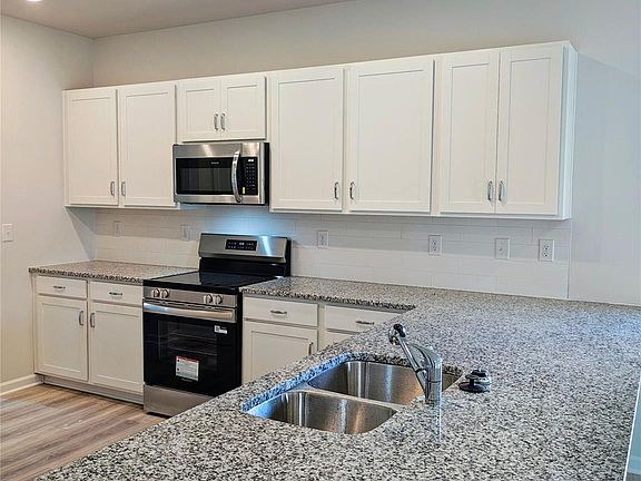 2nd image of 2207 Catawba Trace Dr