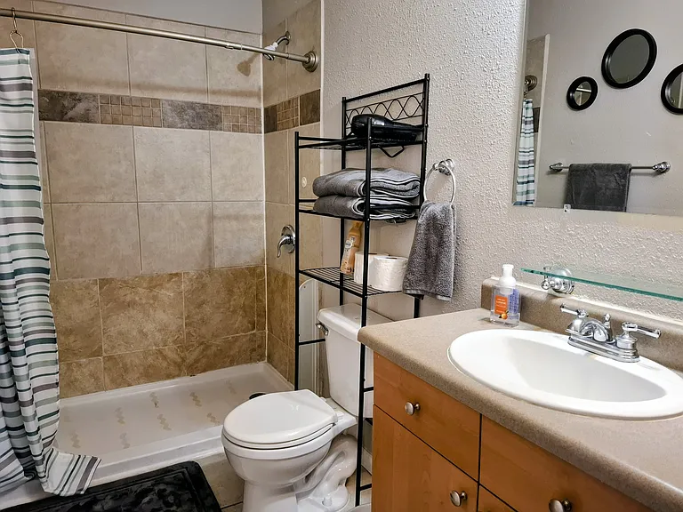 1406 Pennsylvania St NE #4 — Photo 19