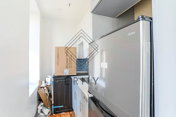 Rented by ERNY LLC | media 6