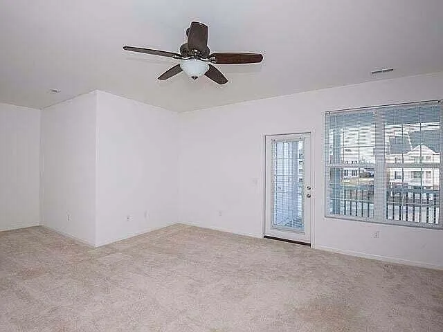 856 W Summerfield Glen Cir #117 — Photo 9
