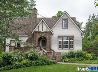 311 4th Ave SW, Mount Vernon, IA 52314