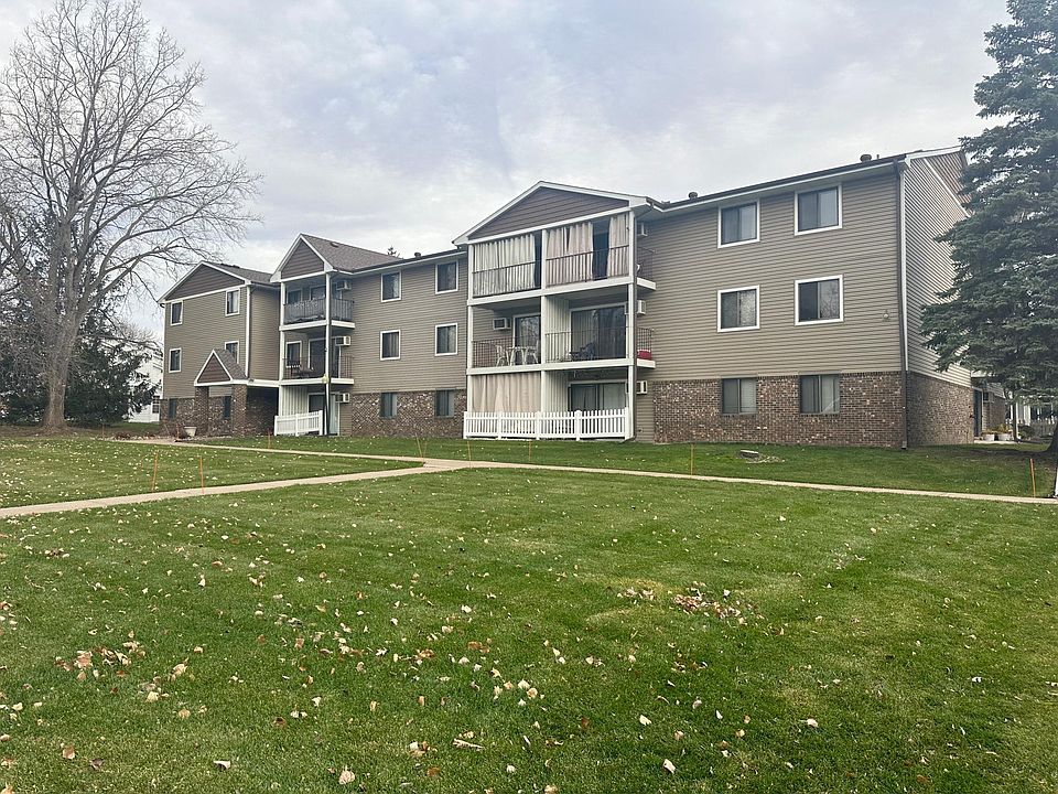 1st image of 14115 Pennock Ave APT 206
