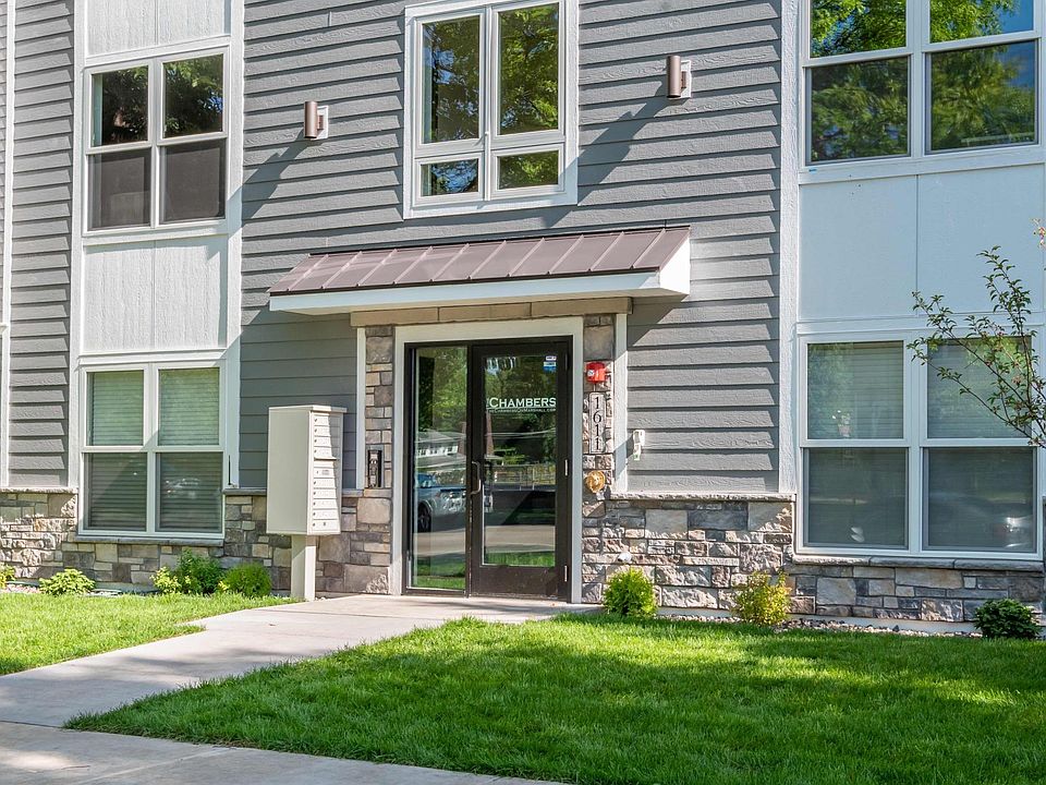 1st image of 1611 Marshall Ave APT 102