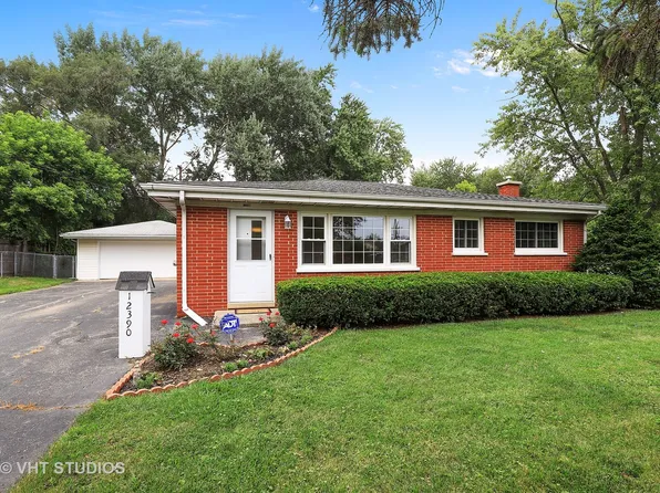 12390 W York House Rd, Beach Park, IL 60087