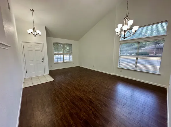 4228 Columbine Dr, Austin, TX 78727