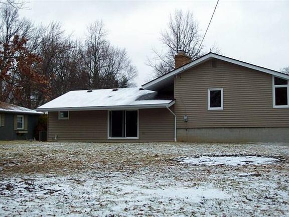 4th image of 2759 Woodmont Dr