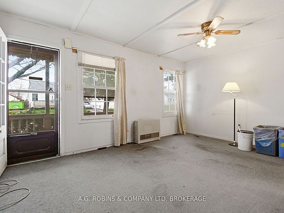 5th image of 29 McNaughton Rd