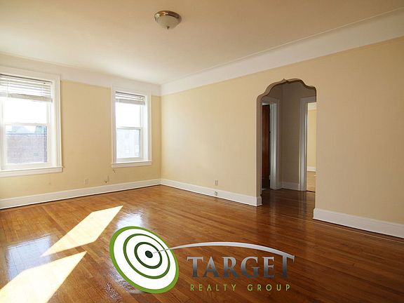 5th image of 7238 73rd St APT 1C