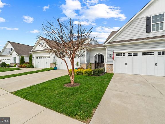 3rd image of 845 Moorings Cir Unit 138
