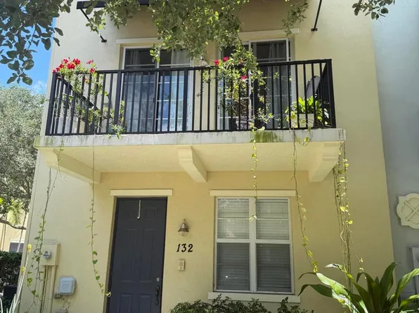 132 Greenwich Cir, Jupiter, FL 33458
