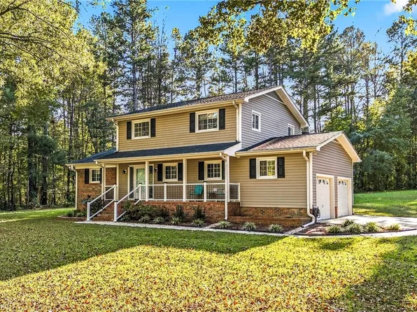 6202 Riverview Dr, Gibsonville, NC 27249