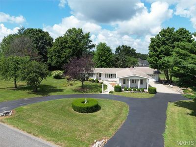 613 N West St, Raymond, IL, 62560