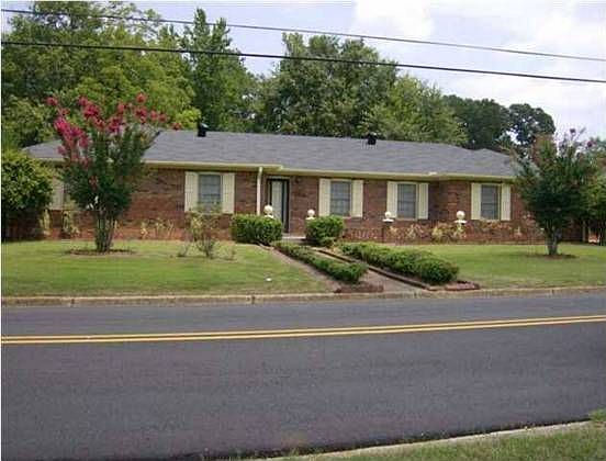 1st image of 3120 32nd St