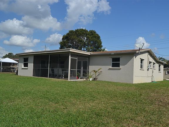 3rd image of 5241 SW 89th Avenue