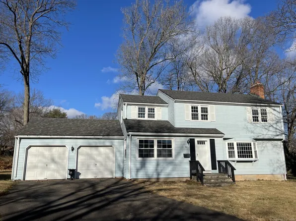 90 Farms Village Road, Wethersfield, CT 06109