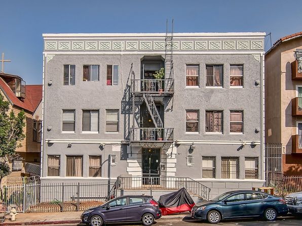 921 S Bonnie Brae St #38
