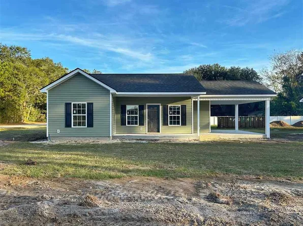 910 N 8th Ave, Dillon, SC 29536