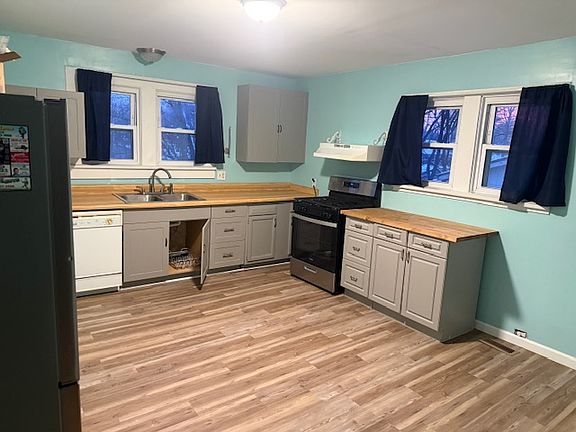 Kitchen - new gas stove