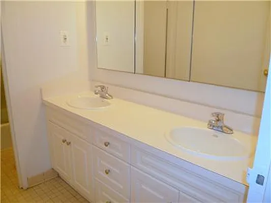 Rented by Mark David | media 21