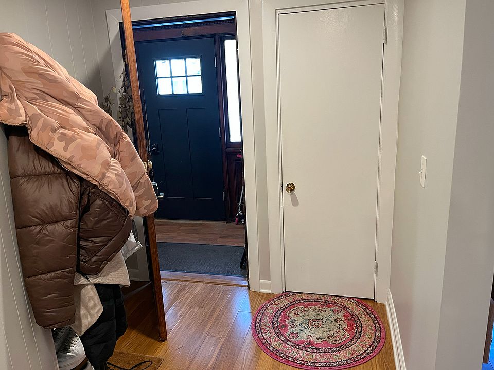 Entry and hall closet