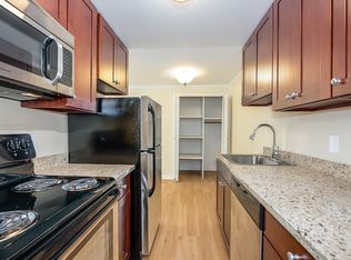 1718 14th Ave APT 202, Seattle, WA 98122