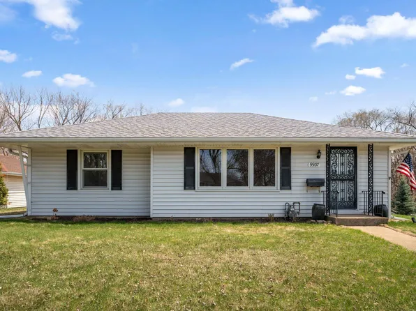 9937 10th Ave S, Bloomington, MN 55420