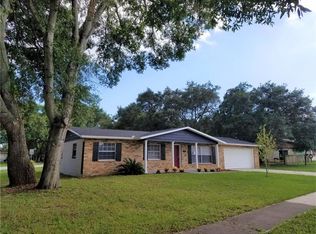 2714 N Dellwood Dr, Eustis, FL 32726