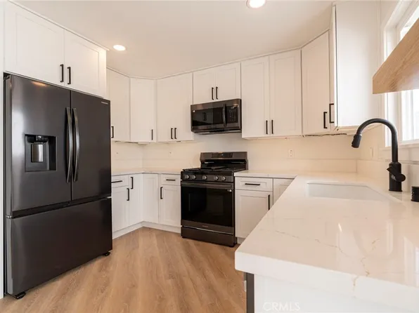 1008 Delaware St, Huntington Beach, CA 92648