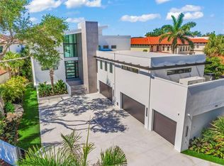 3960 Roberts Point Rd, Sarasota, FL 34242