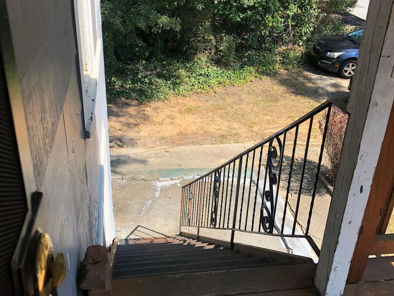 2 bed, 1000 sqft, $1,330 — Photo 2