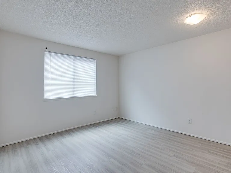 VILLAGE VICTORIAN APARTMENTS - YOUR HOME IS HERE! - UP TO 4 WEEKS FREE! — Photo 26