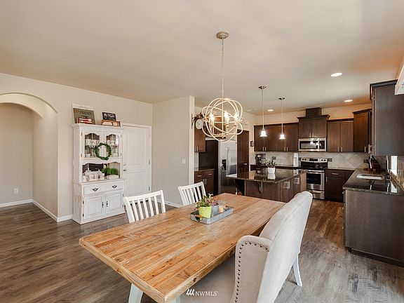 4th image of 9882 Jensen Dr SE
