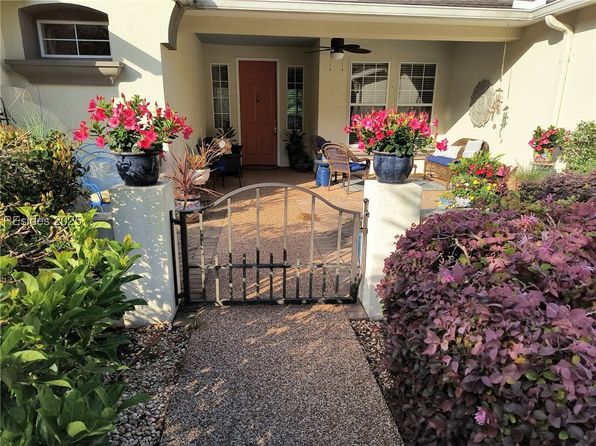 214 Hampton Cir, Bluffton, SC 29909