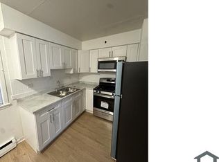 152 N Mayfield Ave APT C2, Chicago, IL 60644