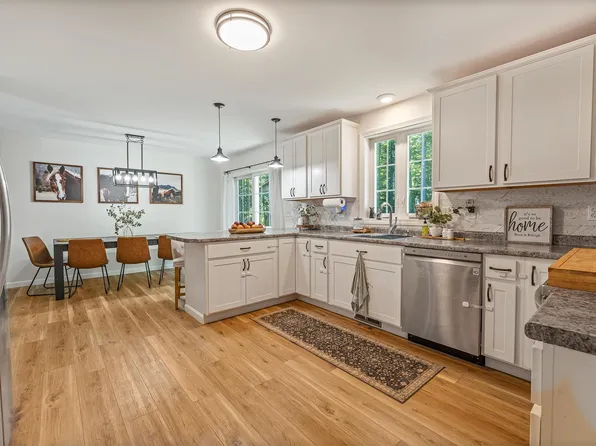 112 Winwood Drive, Barnstead, NH 03225