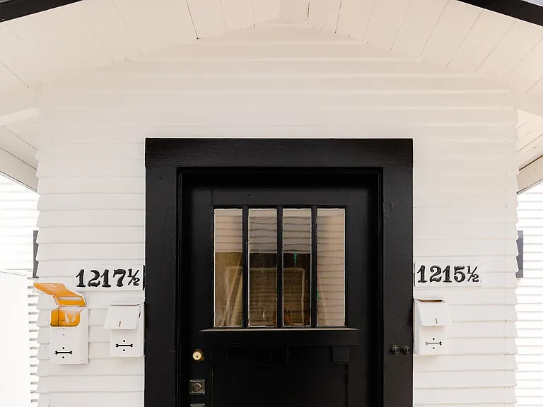 The Rosewood — Photo 16