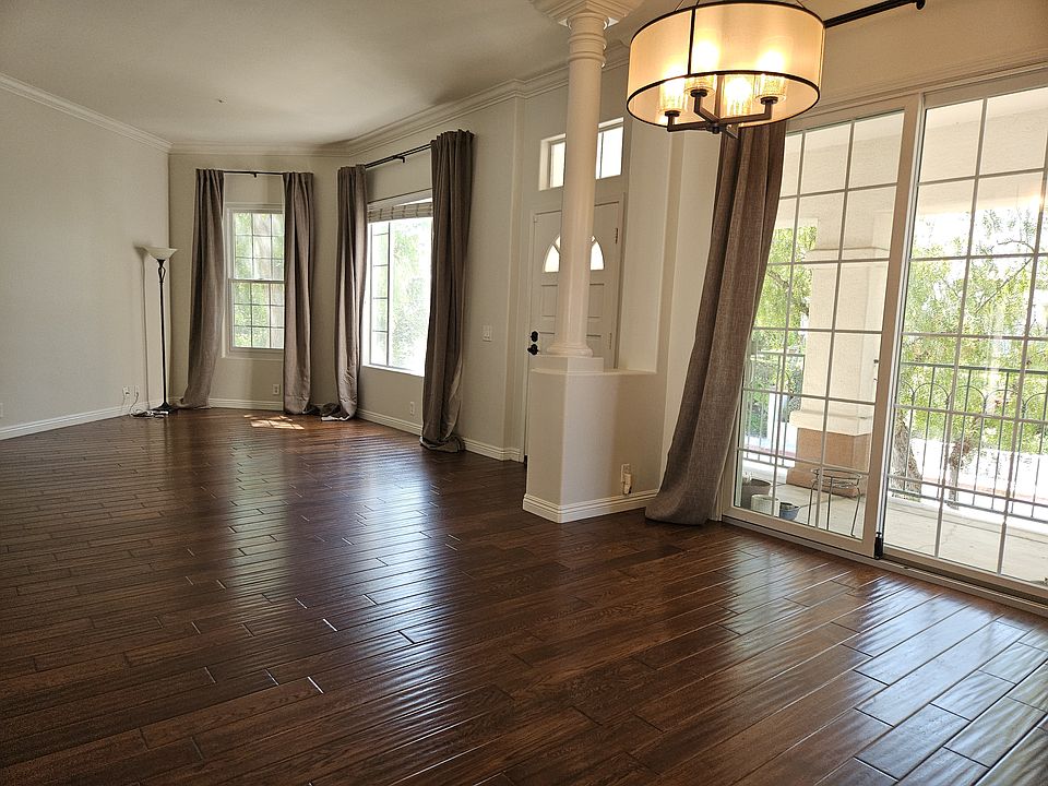 Dining/living room combo.