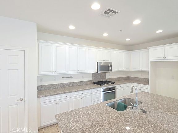 5th image of 3005 E Via Corvina