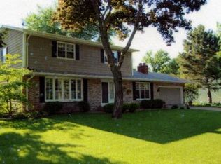 10571 Flora St NW, Coon Rapids, MN 55433