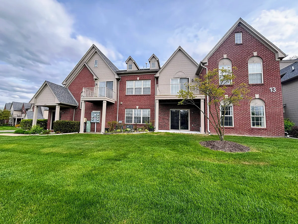 Building Photo - 703 Addington Ln