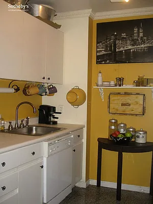 Rented by Sotheby's International Realty | media 6